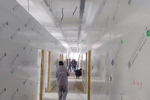 疫情就是命令,镀铝锌钢板销售厂家宏鑫源紧急驰援多地方舱医院建设(图13) 疫情就是命令,镀铝锌钢板销售厂家宏鑫源紧急驰援多地方舱医院建设(图13)