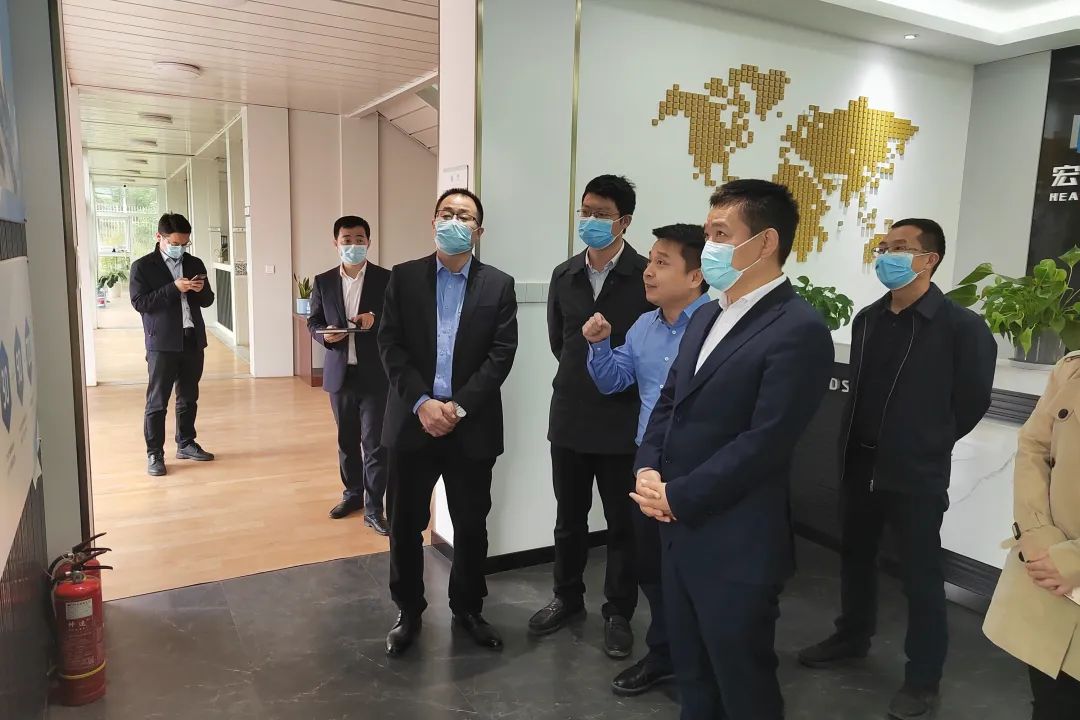 重庆市永川区委常委、副区长宋文到访天津新宇代理厂家宏鑫源重庆